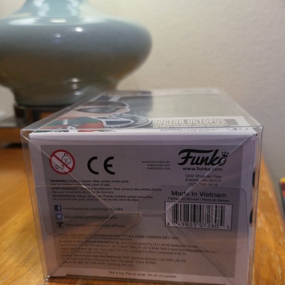 Marvel Doctor Octopus Funko Pop - Picture 6 of 9